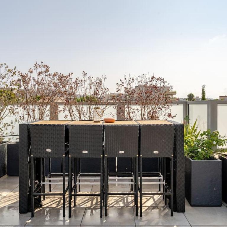 Newly Built Apartment with Pool, Walk to the Beach - Appartement - 12