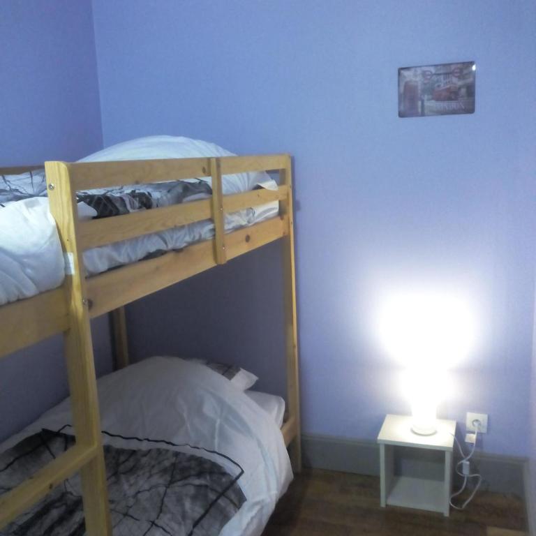 Gite les Granites à moins de 100m du lac - Appartement 3 Chambres - 17