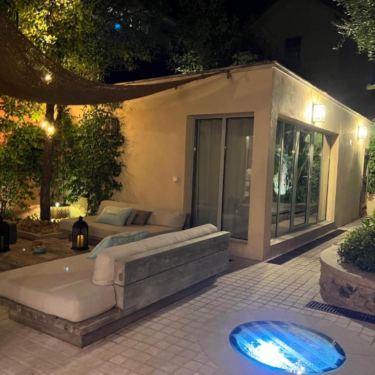 Cap D'Antibes Luxury Villa Pool Garden Beach 4 Bedrooms - Villa - 24