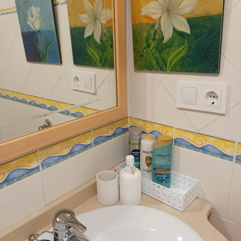 Apartment 2 minutes walk from the sea - Two-Bedroom Apartment - 7