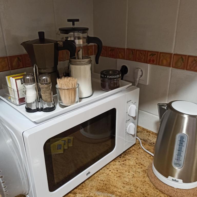 Apartment 2 minutes walk from the sea - Two-Bedroom Apartment - 11