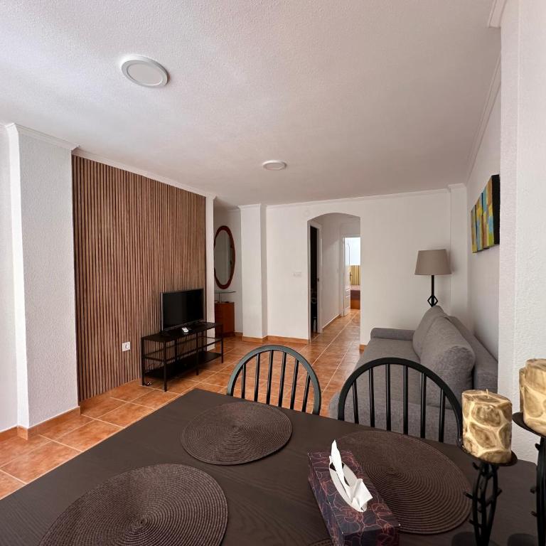 Apartment 2 minutes walk from the sea - Two-Bedroom Apartment - 12