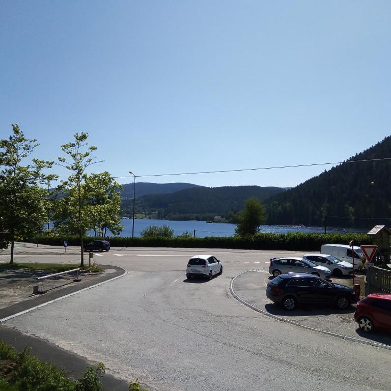 Gite les Granites à moins de 100m du lac - Appartement 3 Chambres - 8