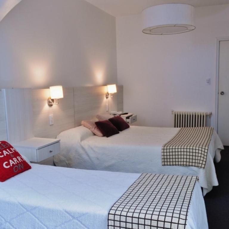Hotel Don Carlos - Family Triple - 1