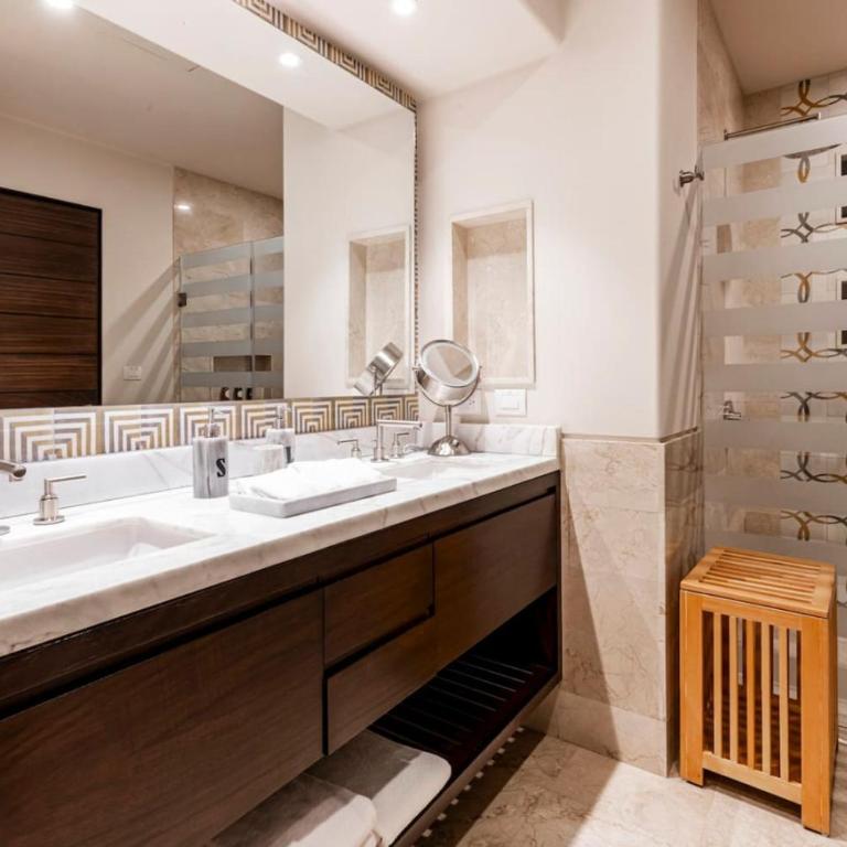 Beachfront Condo - Hot Tub - Apartamento - 8