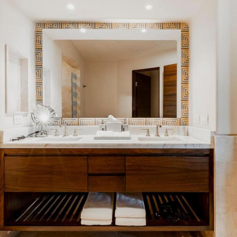Beachfront Condo - Hot Tub - Apartamento - 30