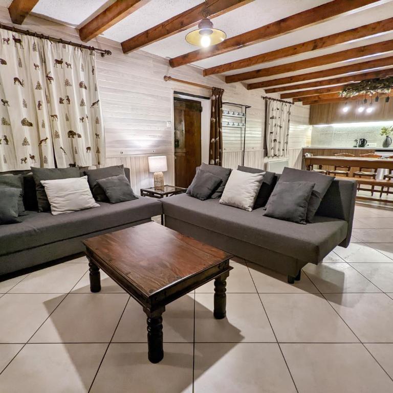 Maison avec grand jardin, garage, jacuzzi supplément - Haus mit 5 Schlafzimmern - 7