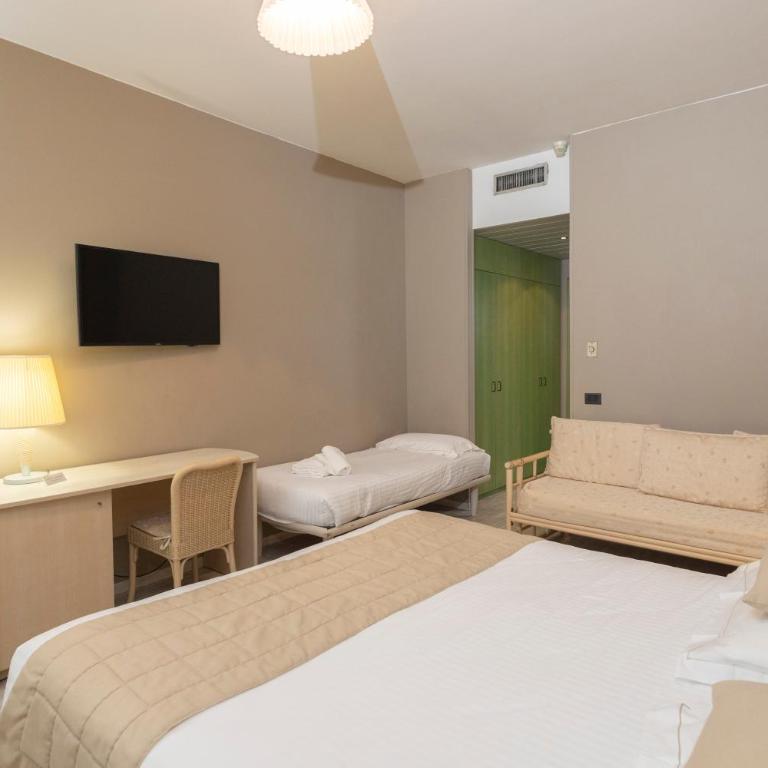 Hotel Berta - Camera Familiare Standard - 6