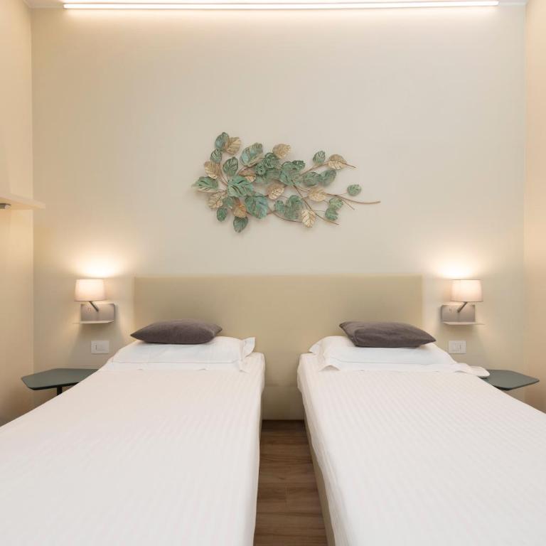 Hotel Berta - Matrimoniale Comfort con Balcone e Vista Lago - 6