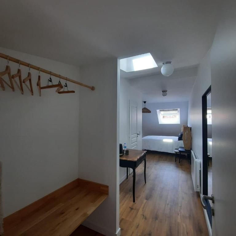 Maison Rinette - Chambre Double Deluxe avec Lit d'Appoint - 9