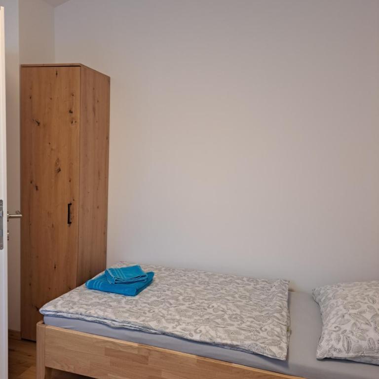 Private Zimmer HoAp - Standard Einzelzimmer mit Dusche - 1