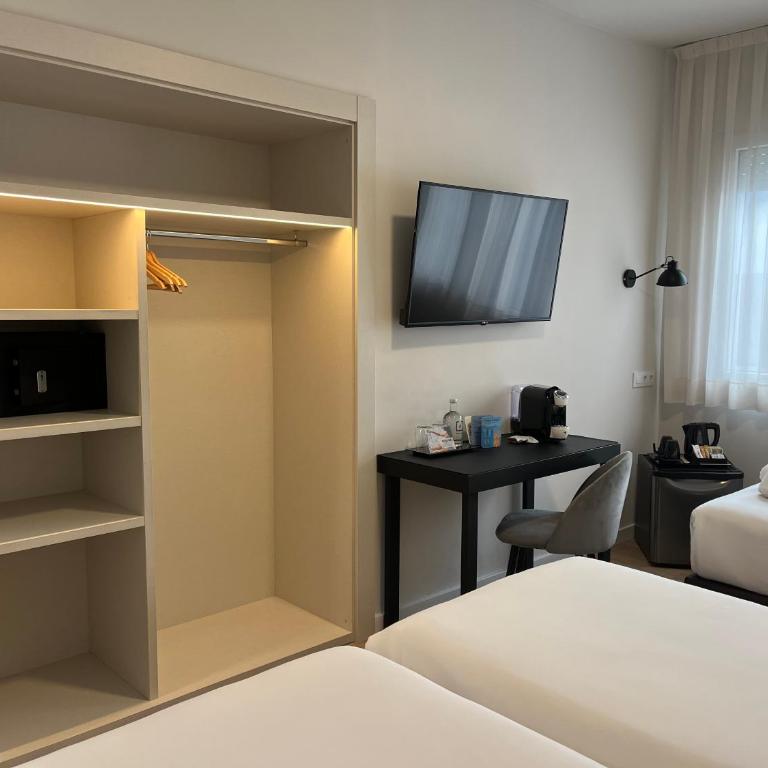 Tres Torres Atiram Hotel - Triple Room - 2