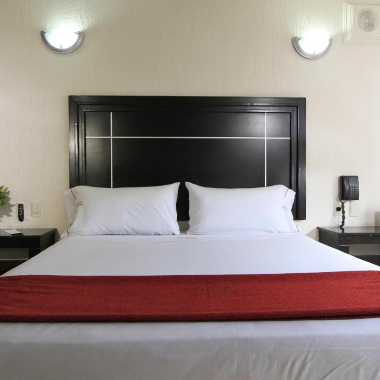 Hotel Estadio - Habitación con cama extragrande. - 1