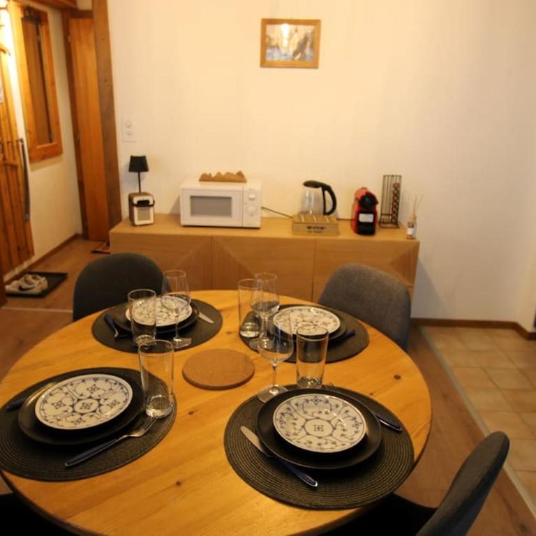Petit havre de paix! - One-Bedroom Apartment - 11