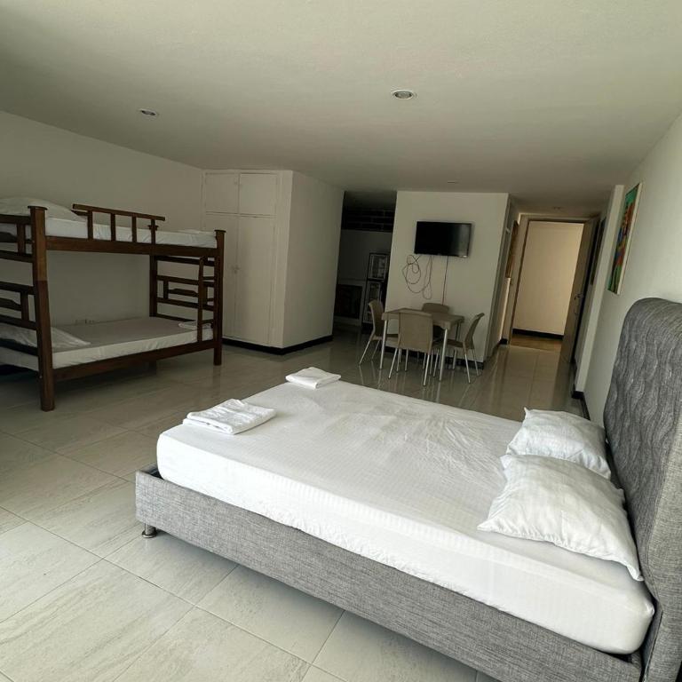 Apto704 CON VISTA AL MAR BAHÍA DE SANTA MARTA - Apartamento de 1 dormitorio - 10