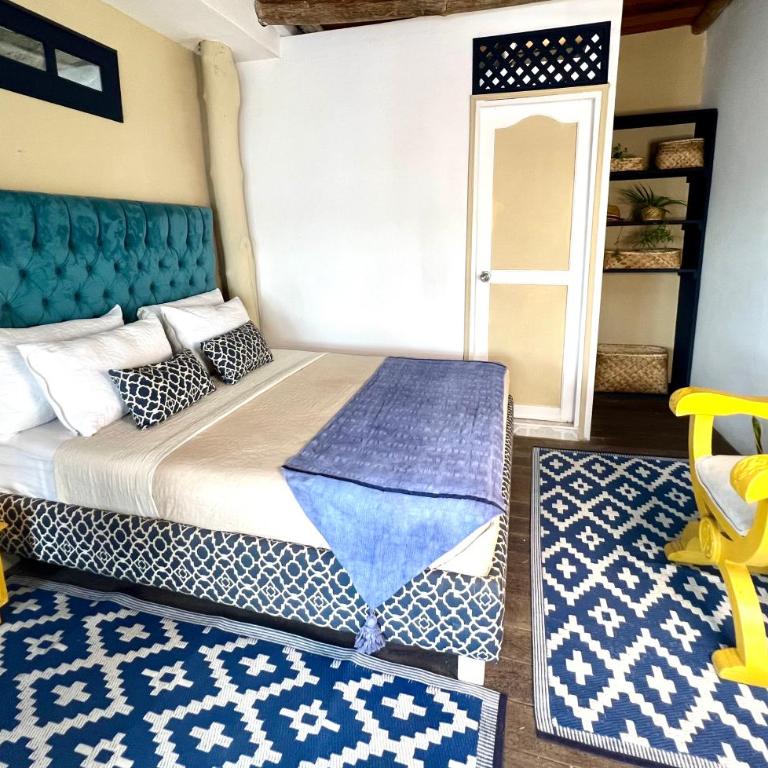 Mira Mira Beach - Deluxe Double Room with Balcony and Sea View - 8