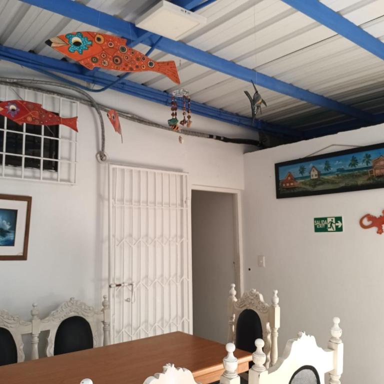 Hospedaje Belleza Isleña - Double Room with Private Bathroom - 3