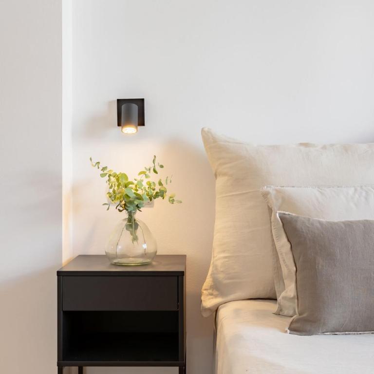 Charming Estepona Apartment with Spacious Terrace, Pool and Beach Nearby - Apartamento - 9