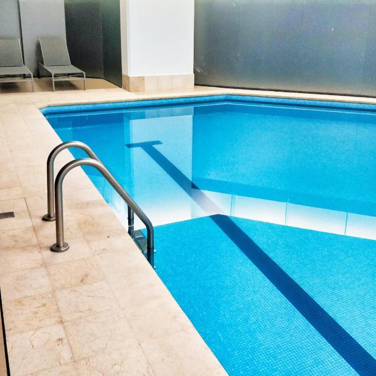 FIFA World Cup Two Beautiful 1 BR apts, HS WiFi! - Apartment with Mountain View - 14