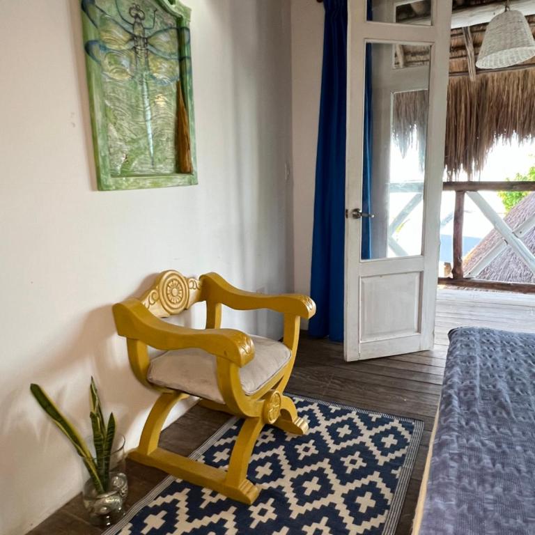 Mira Mira Beach - Deluxe Double Room with Balcony and Sea View - 4