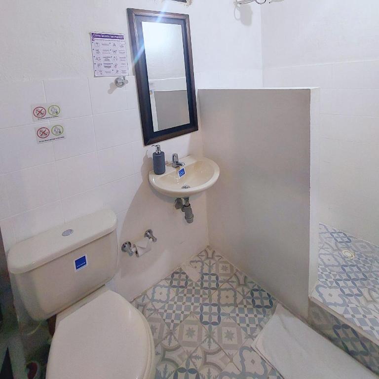 Villa Chie-Plaza Mayor - Habitación Doble con baño privado - 2