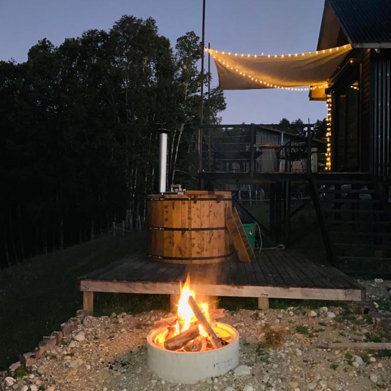 Colico Tiny Lodge - jacuzzi-Terraza - One-Bedroom House - 2