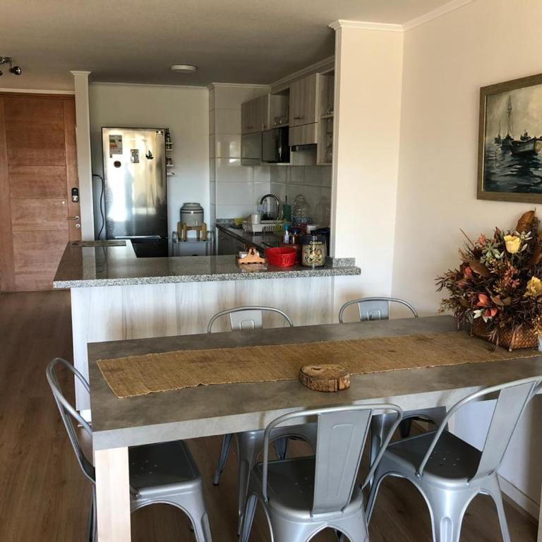 Departamento Papudo a pasos de la Playa - Two-Bedroom Apartment with Balcony and Sea View - 4