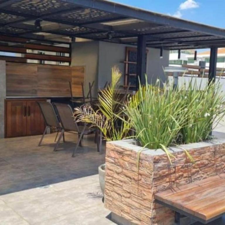 Apartamento cómodo y completo cala cala - Apartamento de 2 dormitorios con balcón - 8