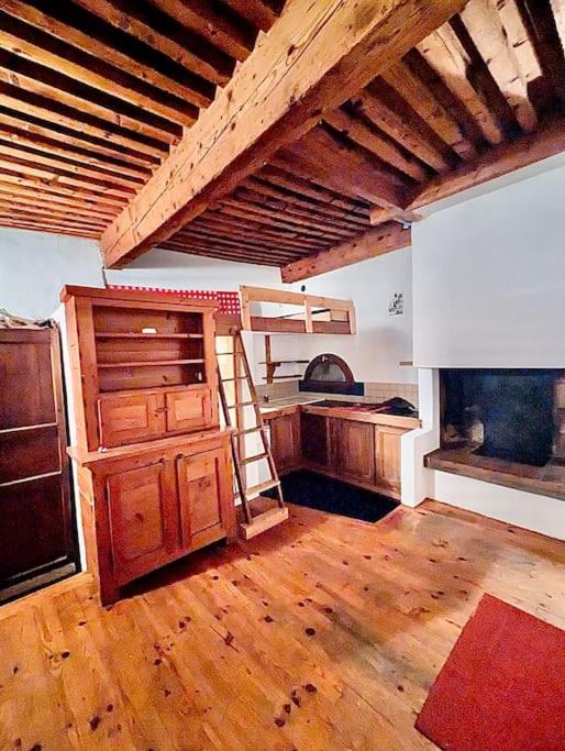 Studio Atypique en Hyper Centre - Calme avec Wifi - Appartement 2 Chambres - 6