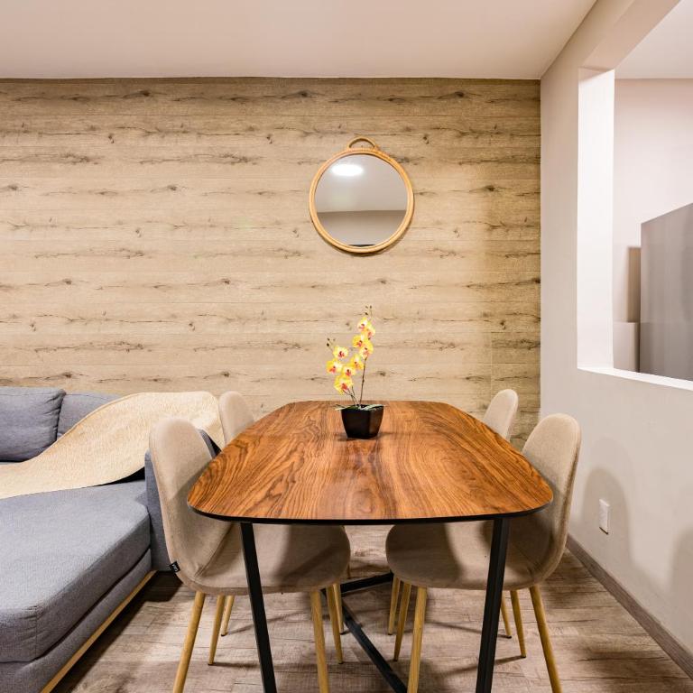 Tiny desk by VH - Two-Bedroom Apartment - 18