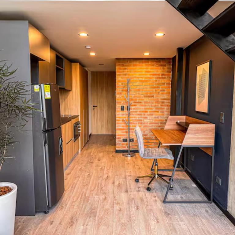 Skyline Suites - Elegant Living with Coworking & Scenic Views - Maisonette - 6