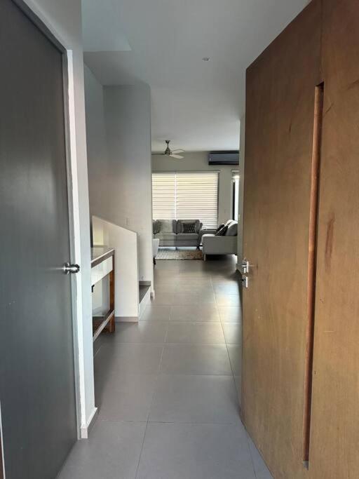 Casa completa 3 recamaras cerca de Nuevo Costco - Three-Bedroom House - 8