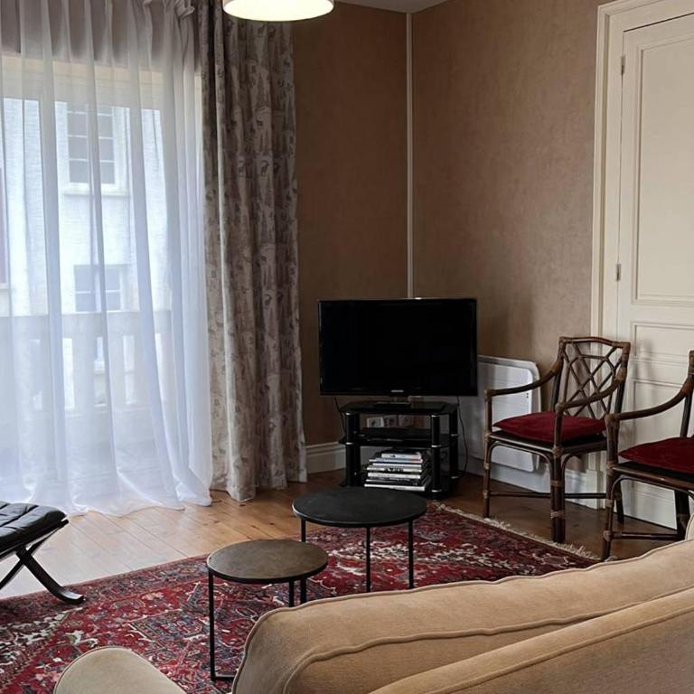 Appartement spacieux en centre-ville pour 6 pers. avec vue sur montagne - FR-1-234-327 - Appartement - 27