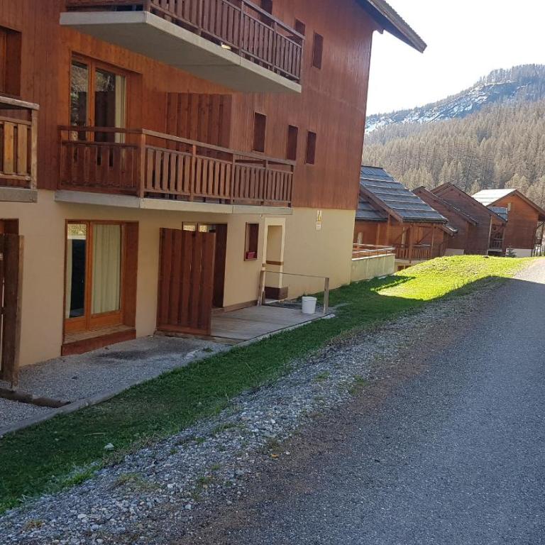 Appartement 4/6 personnes, au pied des pistes - Apartment mit 2 Schlafzimmern - 16