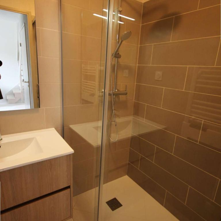 Villa plein sud semi climatisée- 4 couchages, en résidence LES ONDINES avec piscine commune, 500 m de la mer LROND28 - Maison 2 Chambres - 13