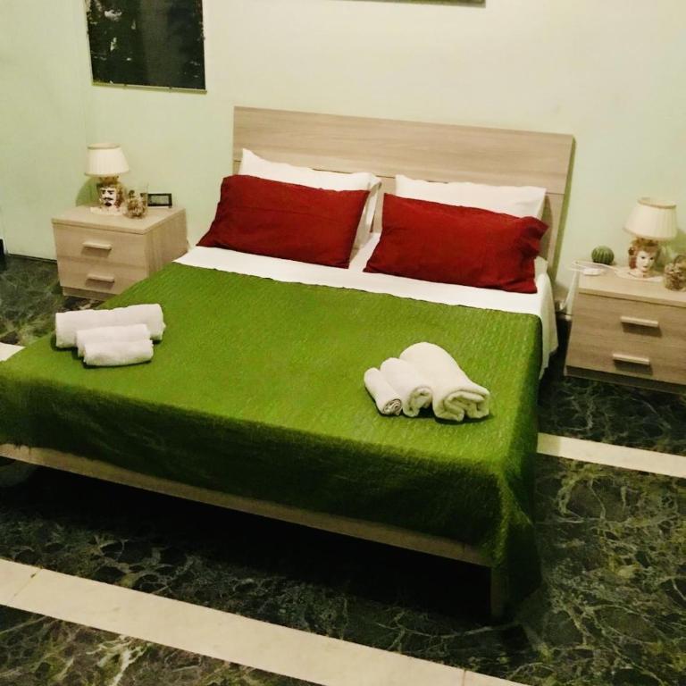 Maya's Apartment close to Ballarò Market and Central station - One-Bedroom House - 2