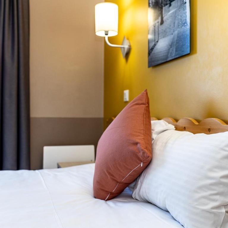 Disneyland Appartements familial avec piscine intérieur chauffé, parking gratuit A 5 minutes des parcs - Apartment mit 2 Schlafzimmern - 5