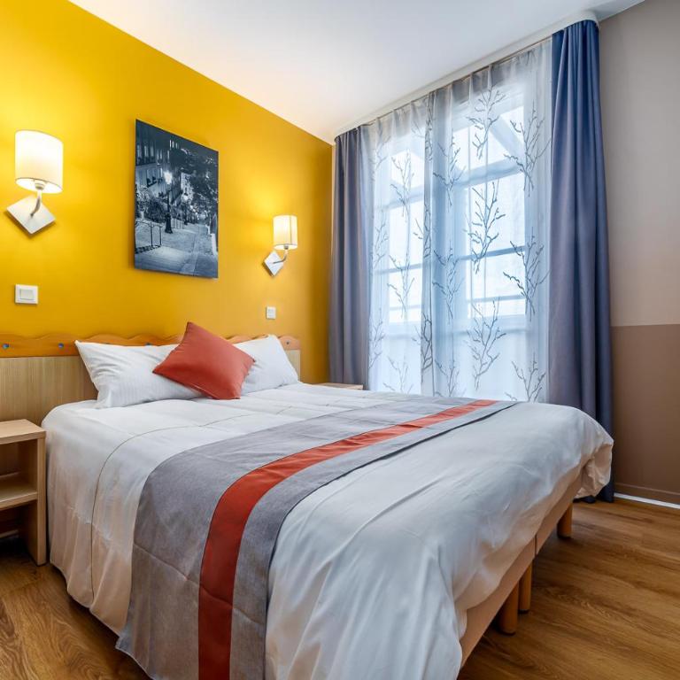 Disneyland Appartements familial avec piscine intérieur chauffé, parking gratuit A 5 minutes des parcs - Apartment - auf 2 Etagen - 11