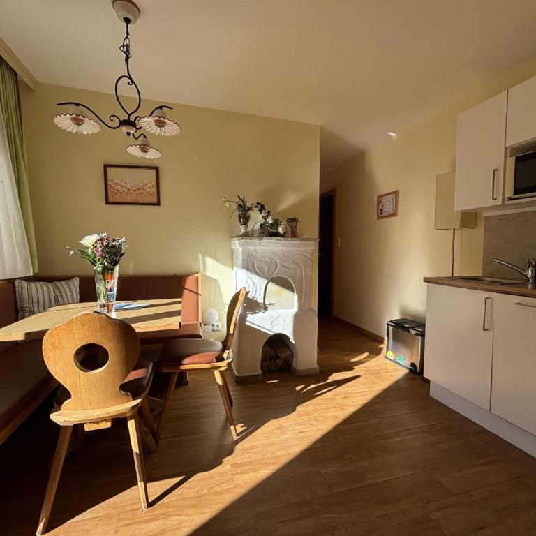 Landhaus Sonnenzauber - Apartment mit Balkon - 1