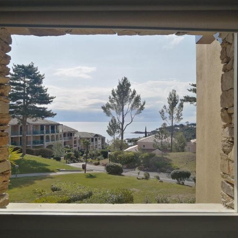 Complexe Cap Esterel village ,vue mer studio avec parking - Appartement 1 Chambre - 1