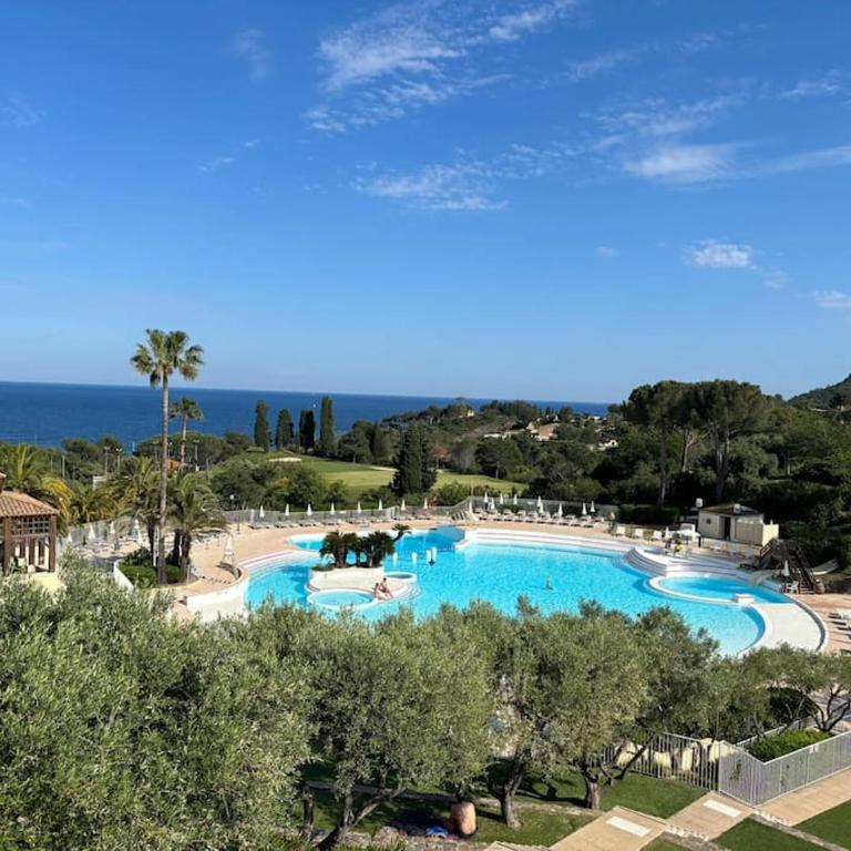 Complexe Cap Esterel village ,vue mer studio avec parking - Appartement 1 Chambre - 5