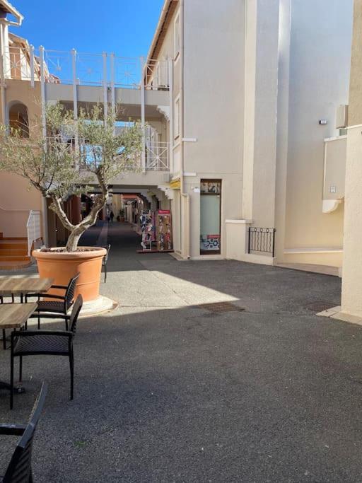 Complexe Cap Esterel village ,vue mer studio avec parking - Appartement 1 Chambre - 28