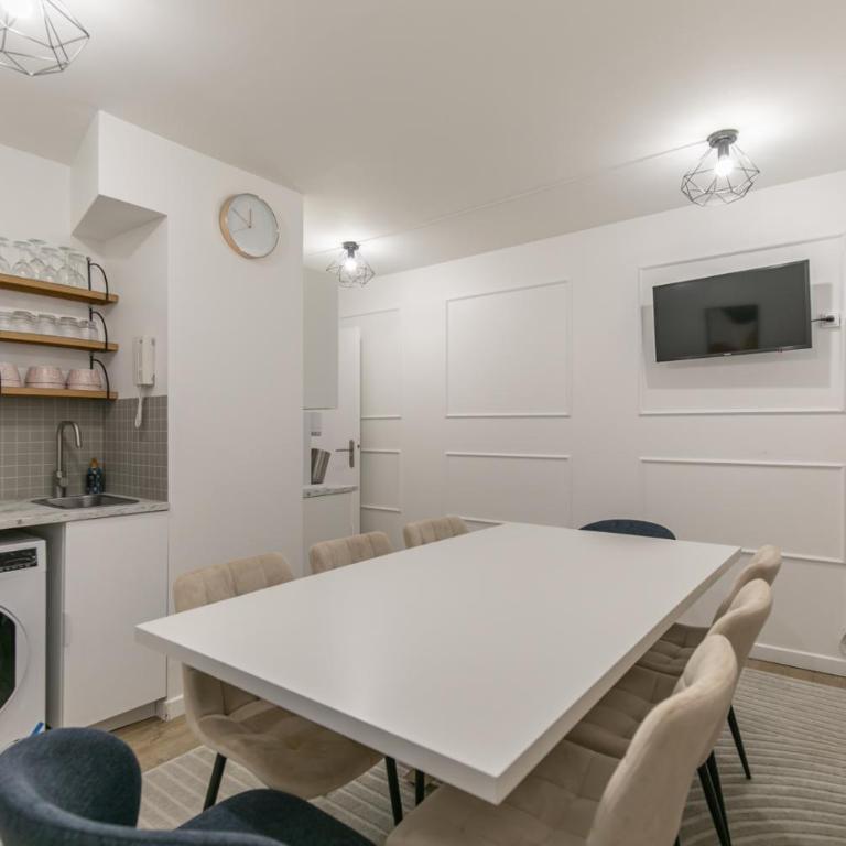 MBA - Beslay - Splendide Appartement Paris Centre - Appartement 3 Chambres - 5