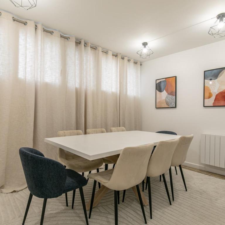 MBA - Beslay - Splendide Appartement Paris Centre - Appartement 3 Chambres - 4