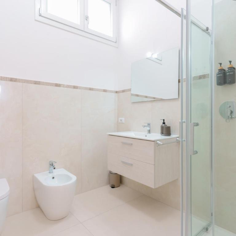 Casa rossoblu by Lesdomus- zona stadio - Appartamento con 4 Camere da Letto - 22