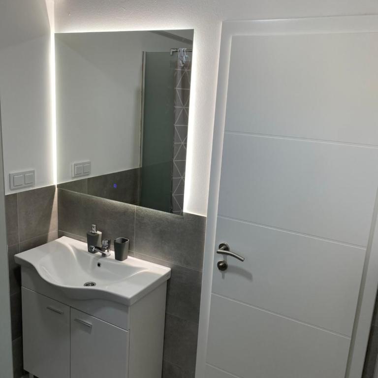 Luxury Pyramid Apartment II Visoko - Apartman sa 1 Spavaćom Sobom - 14