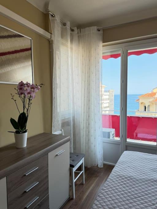 Magnifique 2 pièces à 2 pas de la mer - Appartement 1 Chambre - 18