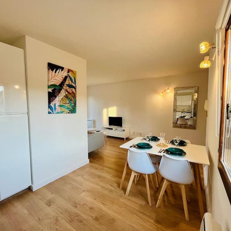 Le Cosy Appart avec parking et balcon - Appartement 1 Chambre - 5