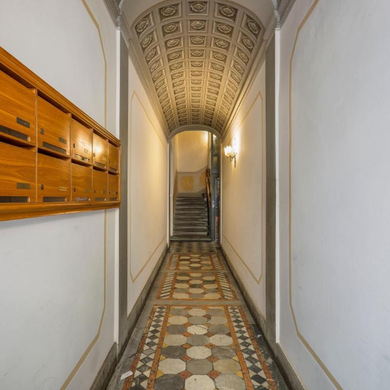 Bright Last-Floor Apartment with Terrace - Appartamento con 2 Camere da Letto - 28