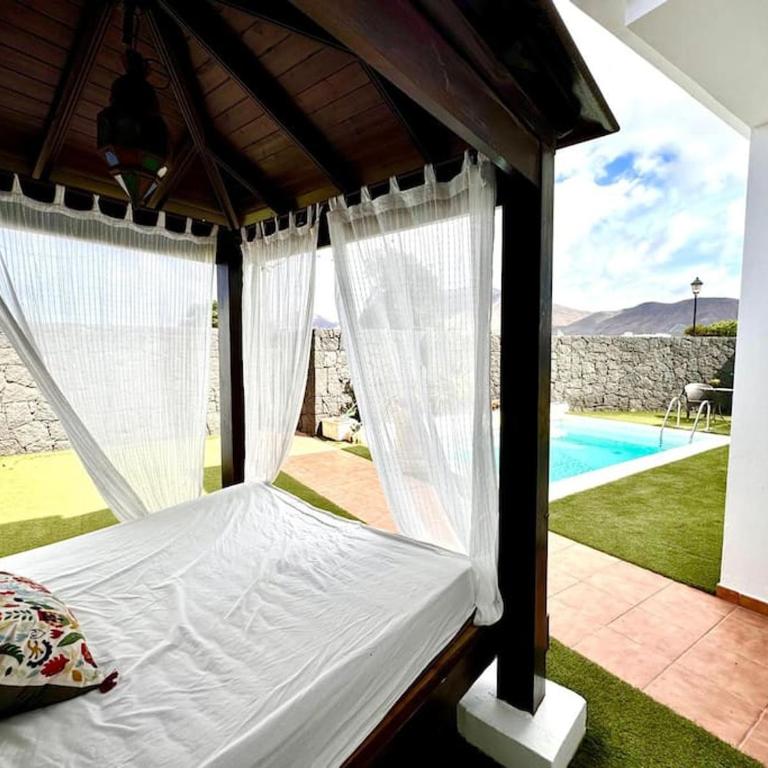 Villa Bali - Two-Bedroom Villa - 14